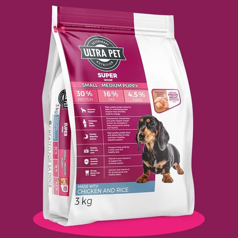 Superwoof Dog Food with Real Meat Packshot